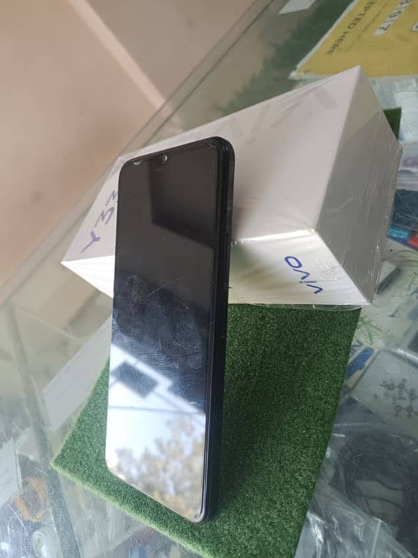 vivo y33s , condition 10/9 ,all ok complete box ,no open repair,8/128 1