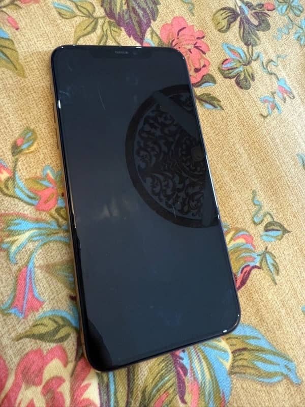 iPhone 11 pro max 256gb pta approved 2