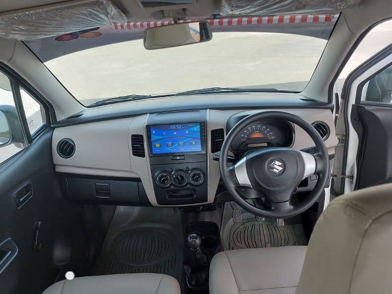 Suzuki Wagon R 2022 15