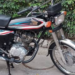 Honda 125 2015 model janiyan Honda