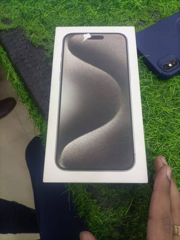 Iphone 15 pro max 512gb 100% bh (4 month sim time ava) 4