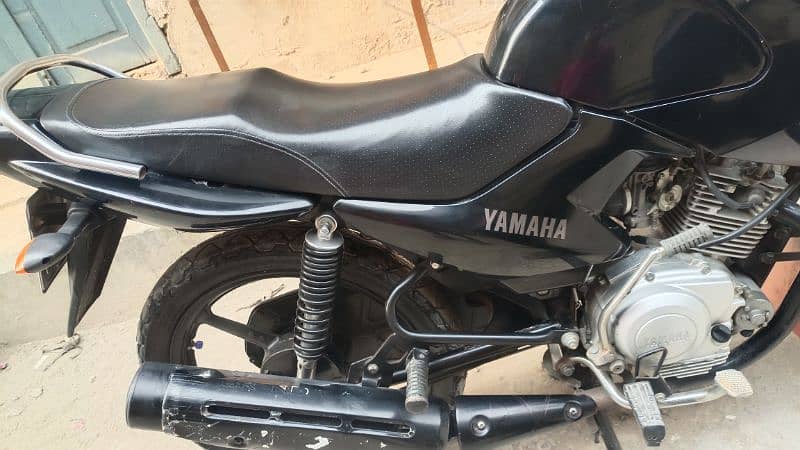 Yamaha YBR 125.  Model 2021 8