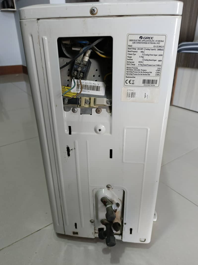 Gree 1 Ton AC Without Coil. . 7