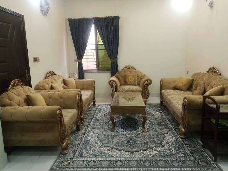 elegant sofa set 3 seat+2+1+1 with 3 tables in good condition 8