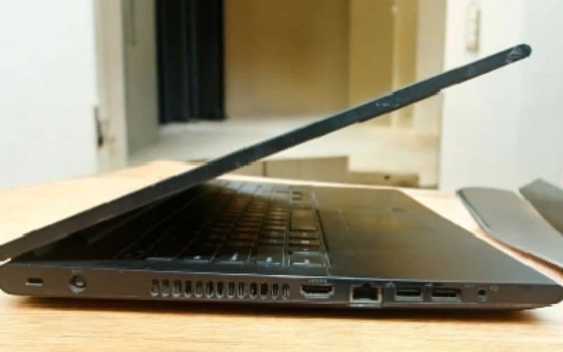 Dell Laptop i3 4th gen 4gb ram 192ssd+500gb hdd 4