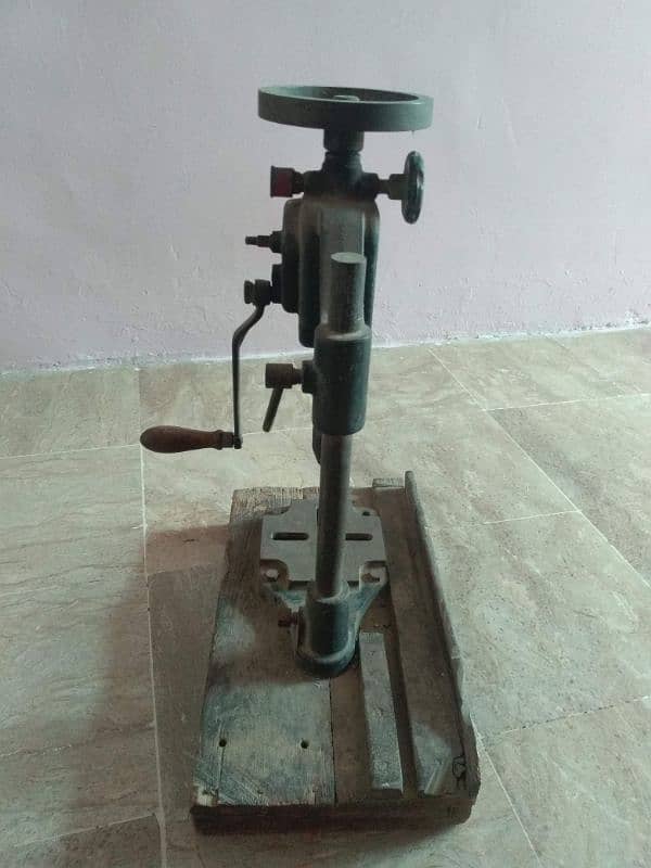 Manual & Auto Drill Machine 0