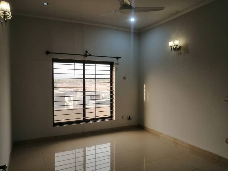 1 Kanal beautiful house upper portion Available for rent in Dha phase 2 Islamabad 3