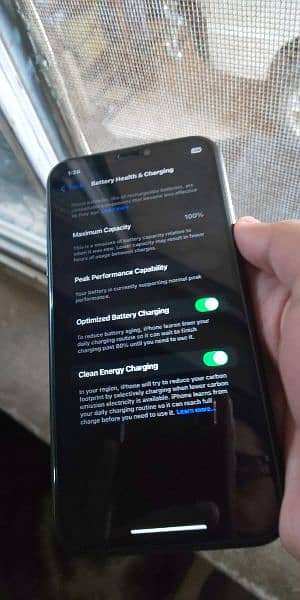 I PHONE XR / 128GB / BYPASS 0