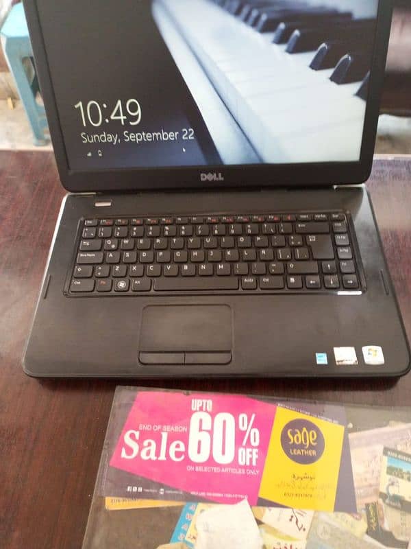 Dell laptop i3 3gen but show AMD kr raha 4gb ram 128 momory 320 hard 0