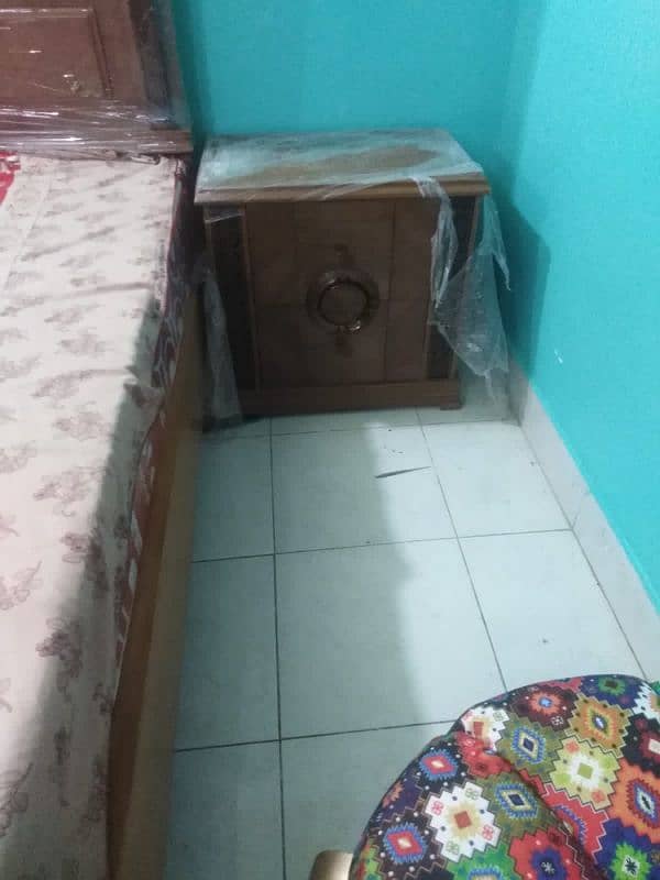 Room Furniture for Sale – Excellent Condition 2