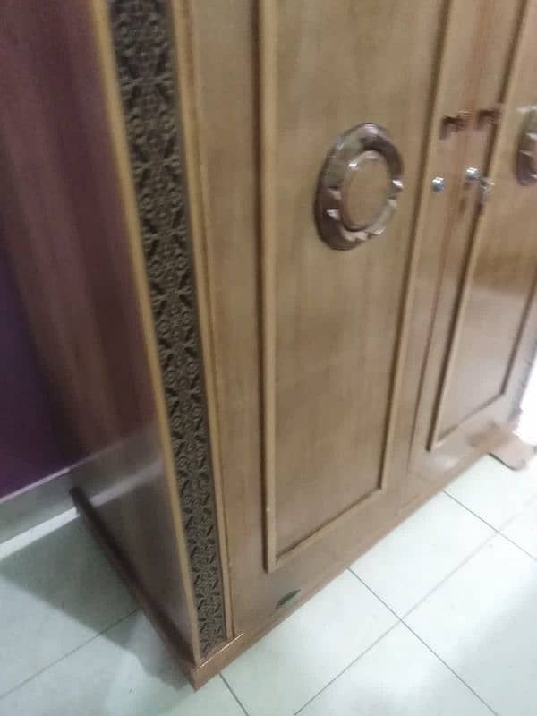 Room Furniture for Sale – Excellent Condition 5