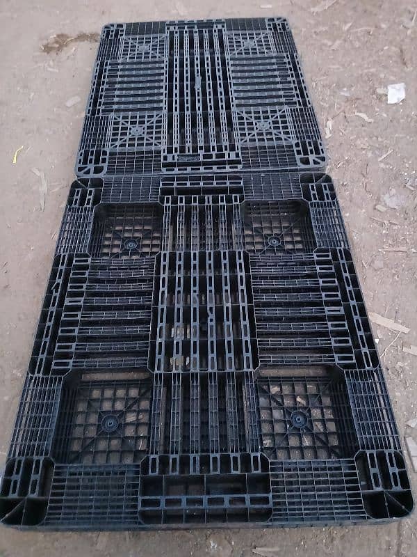 Plastic Pallet | Imported pallets stock |New & used pallet in Pakistan 0