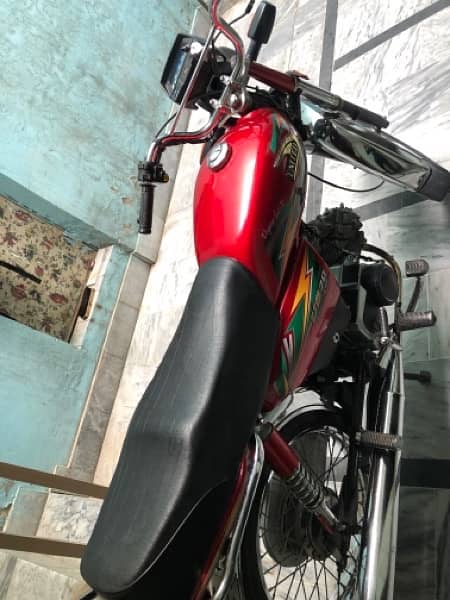 United bike 70cc urgent sale 8