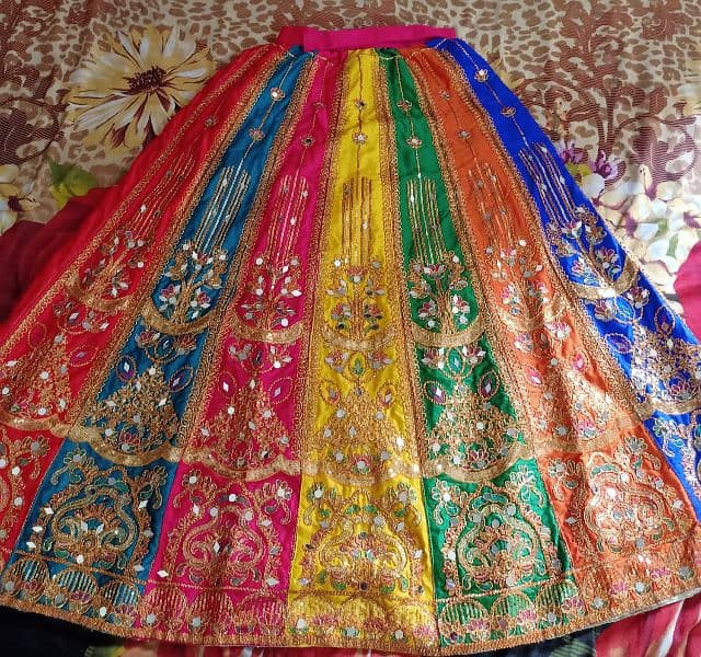 mehndi lehnga 1