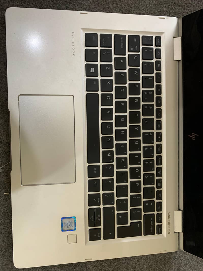 HP Elitebook x360 1030 G2 8