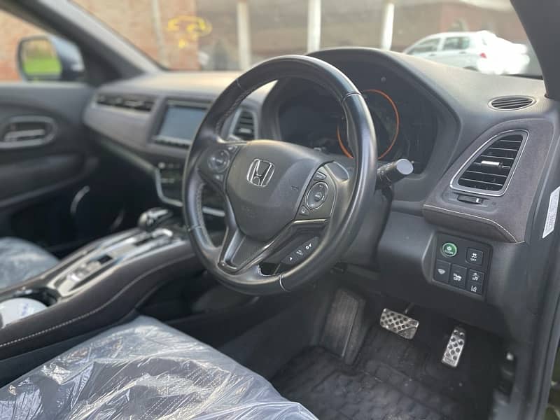 Honda Vezel 2019 12