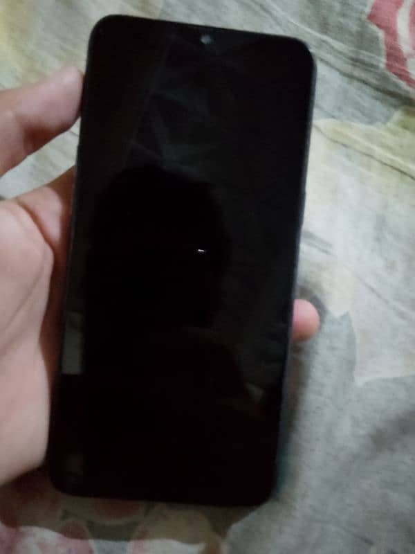 realme 3 5