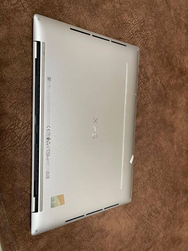 Dell xps 13 plus i7 13 gen 9