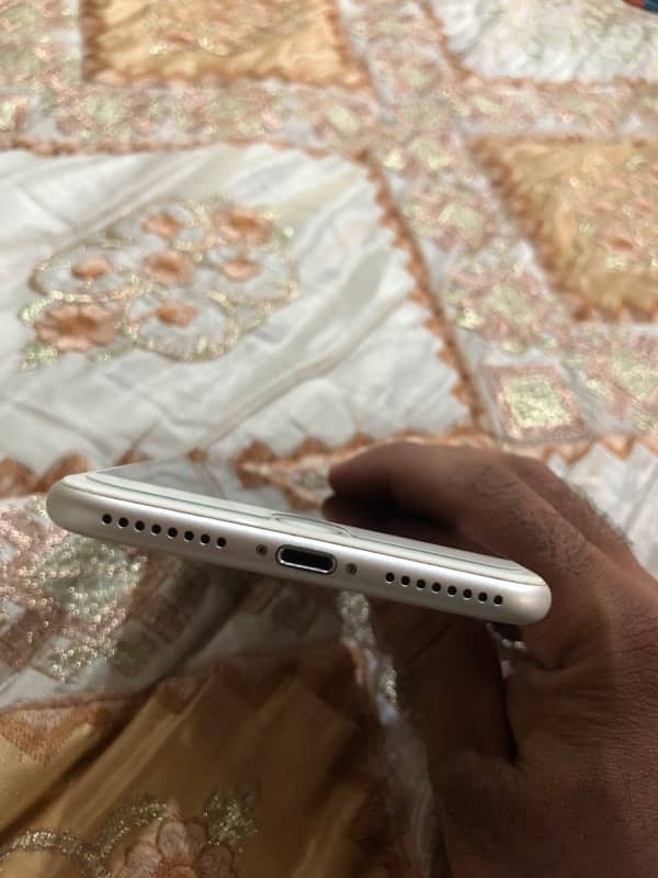 Apple IPhones 7Plus 256 Gb PTA Approved 5