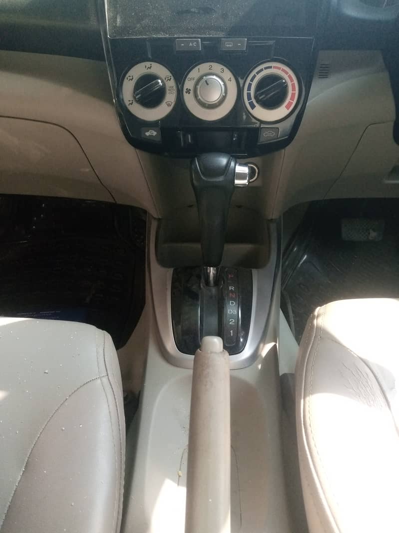 Honda City IVTEC 2018 9