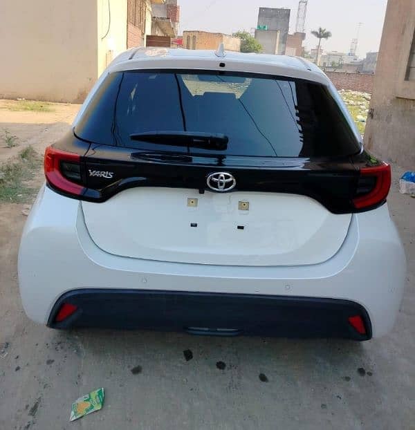 Toyota Yaris 2024 urgent sale 8