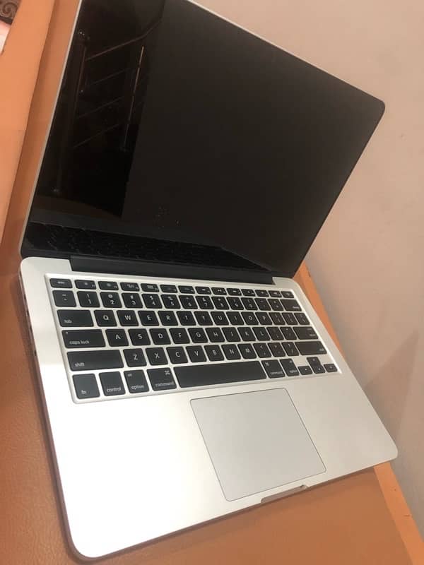 MacBook Pro 2015 - 13" - 16GB RAM, 512GB SSD - New Battery! 1