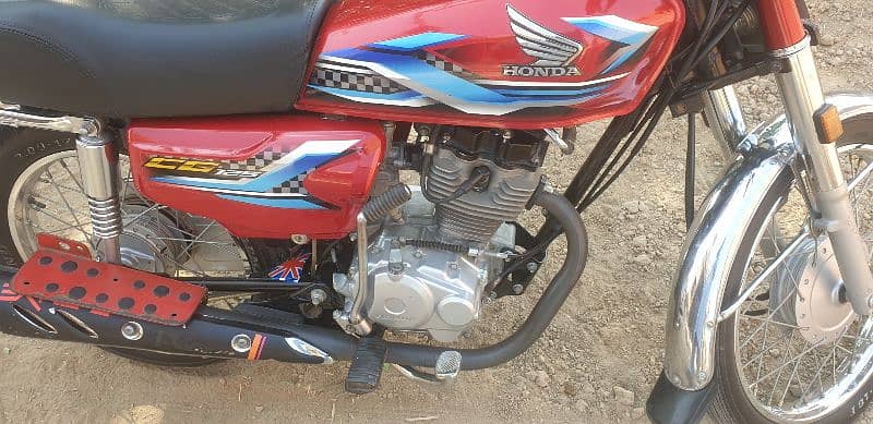 very nice condition honda 125 for sale 0