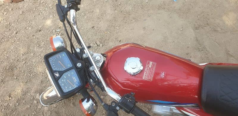 very nice condition honda 125 for sale 3