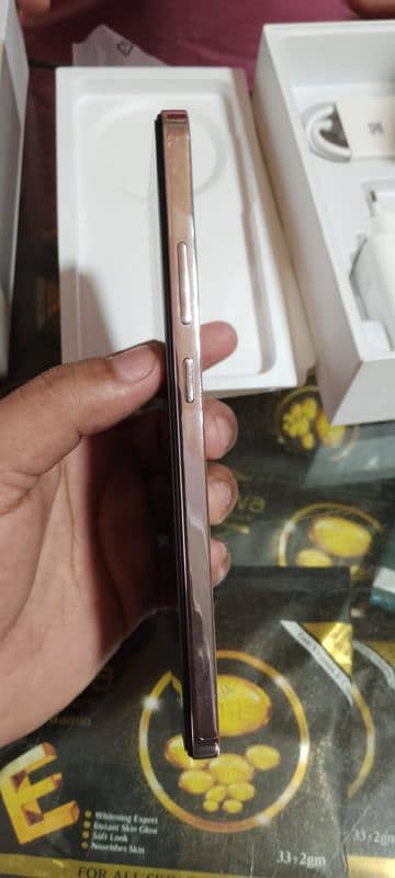 oppo Reno 12 f 5g 1