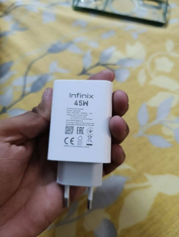 INFINIX NOTE 40 5