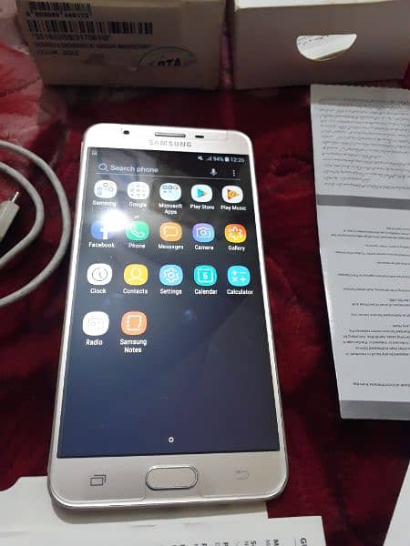 03165859104 Samsung J7 prim,Complet box,finger print,Ram 3gb,memry16gb 18