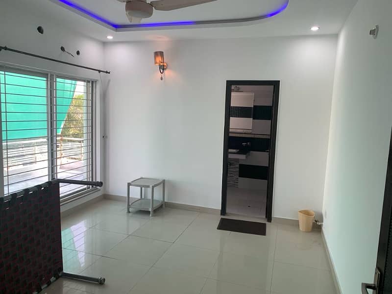 Spacious 1 Kanal 2 Bedrooms Upper Portion for Rent at an Affordable Price 10