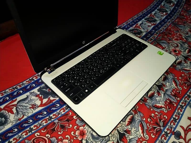 HP i7 5th Generation Laptop with built in Nvidia Graphic Card 5