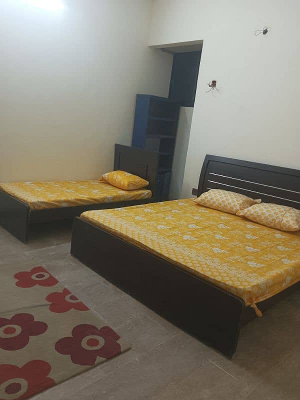 LADIES FURNISHED ROOM VVIP TYPE NEAR EXPO CENTRE 24HR WATER & ELECTRIC 3