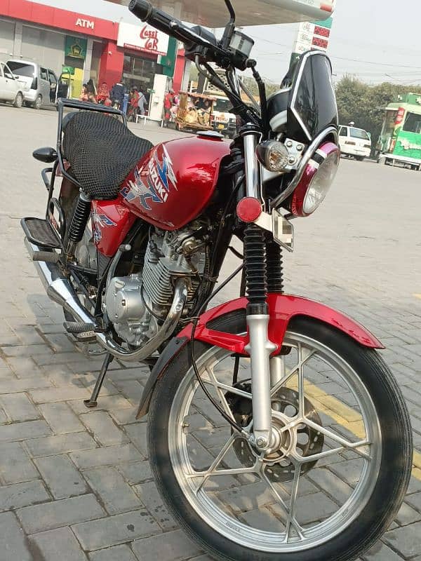 Suzuki Gs150-SE 10