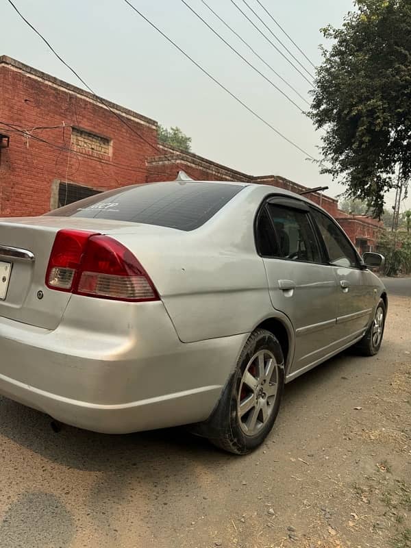 Honda Civic EXi 2002 4