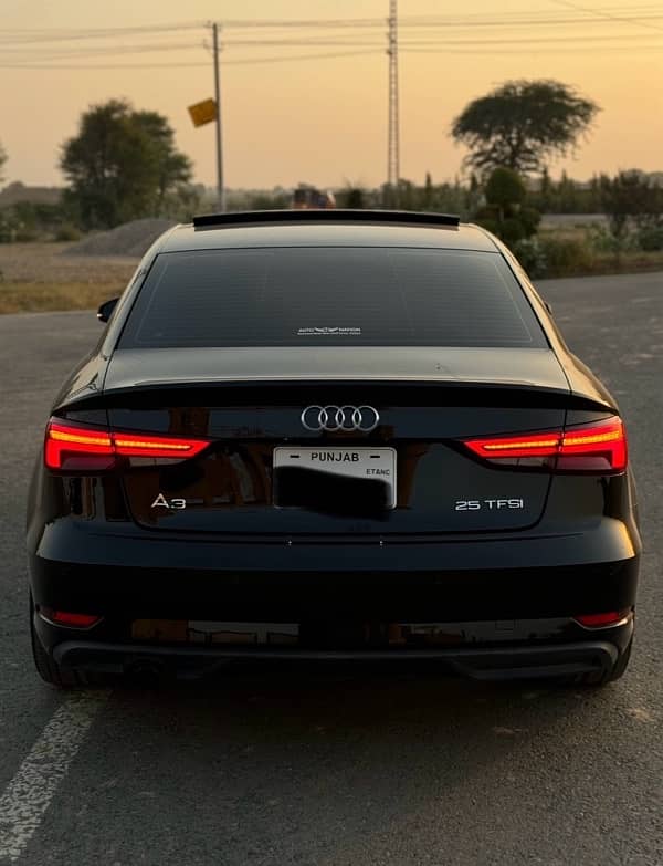 Audi A3 2018 4