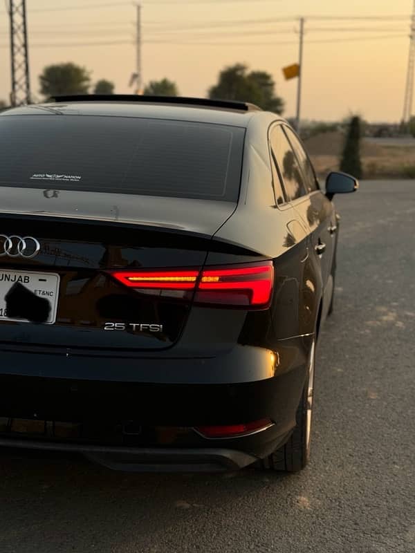 Audi A3 2018 5