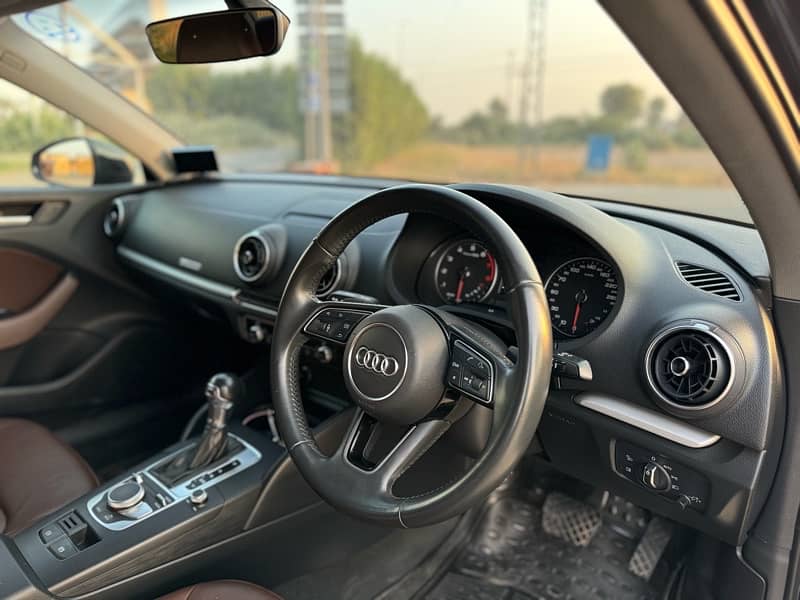 Audi A3 2018 11