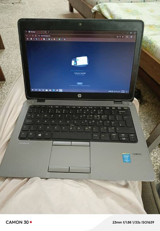 HP elitebook 820 Core i5 4th generation 3