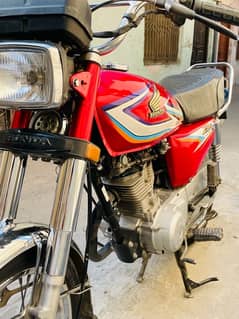 Honda Cg 125 Islamabd Golden number