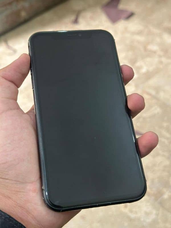 iPhone 11 JV 10by10 BH 79 Water pack 64 GB 1