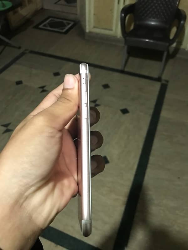 iPhone 7 128gb pta approved 1