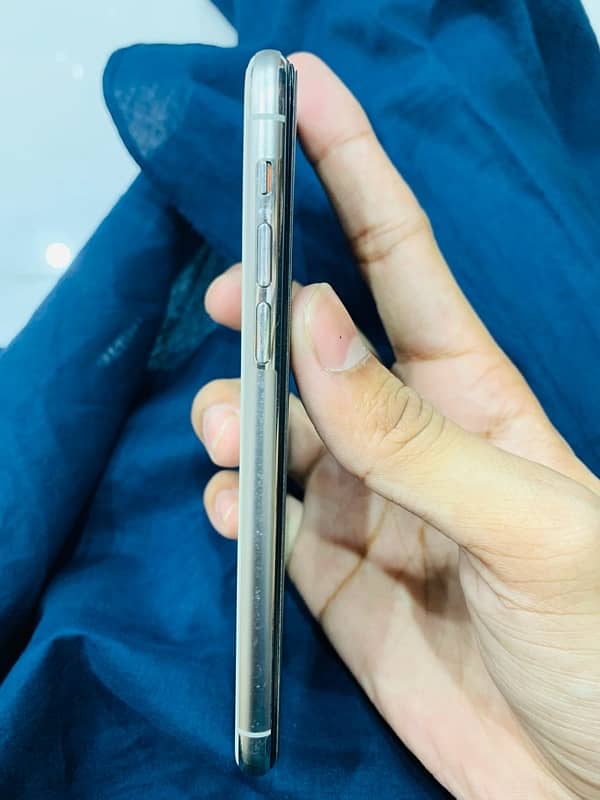 Iphone 11 Pro 512GB non pta 10/10 Urgent sell 1