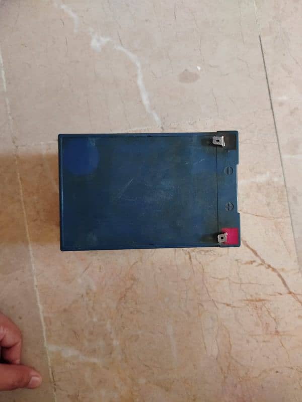 Battery 12 wat 12 ah used ok condition 2