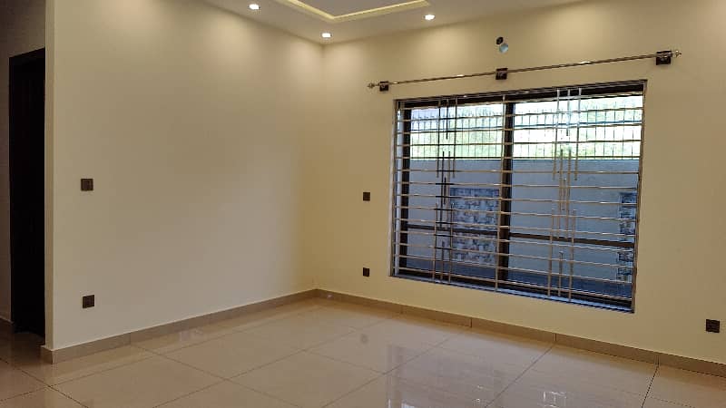 Luxury Brand New House For Sale 7