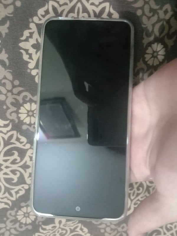 vivo y100 with box used for 5days 4