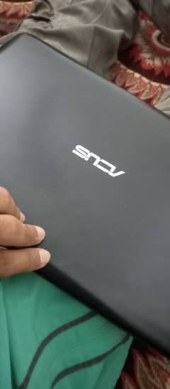 Asus laptop Intel