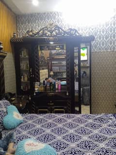 bed set with dressing and show case