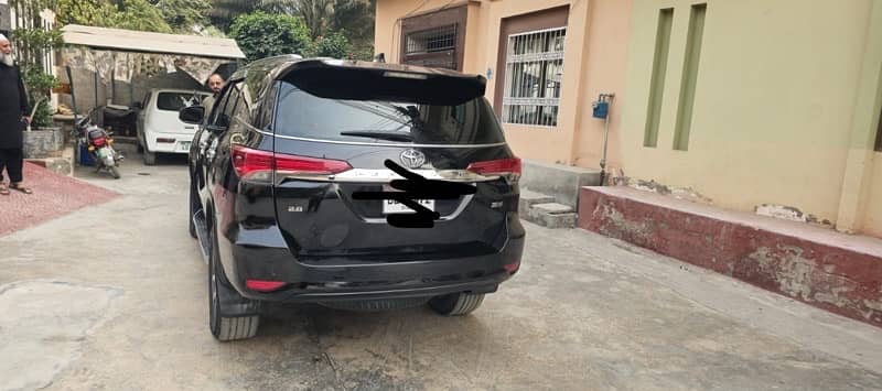 Toyota Fortuner 2018 1